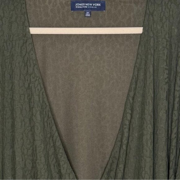 NWOT Jones NY Signature Woman Blouse sz XL Dressy Olive Green Lacey 3/4 Sleeves - Picture 9 of 12